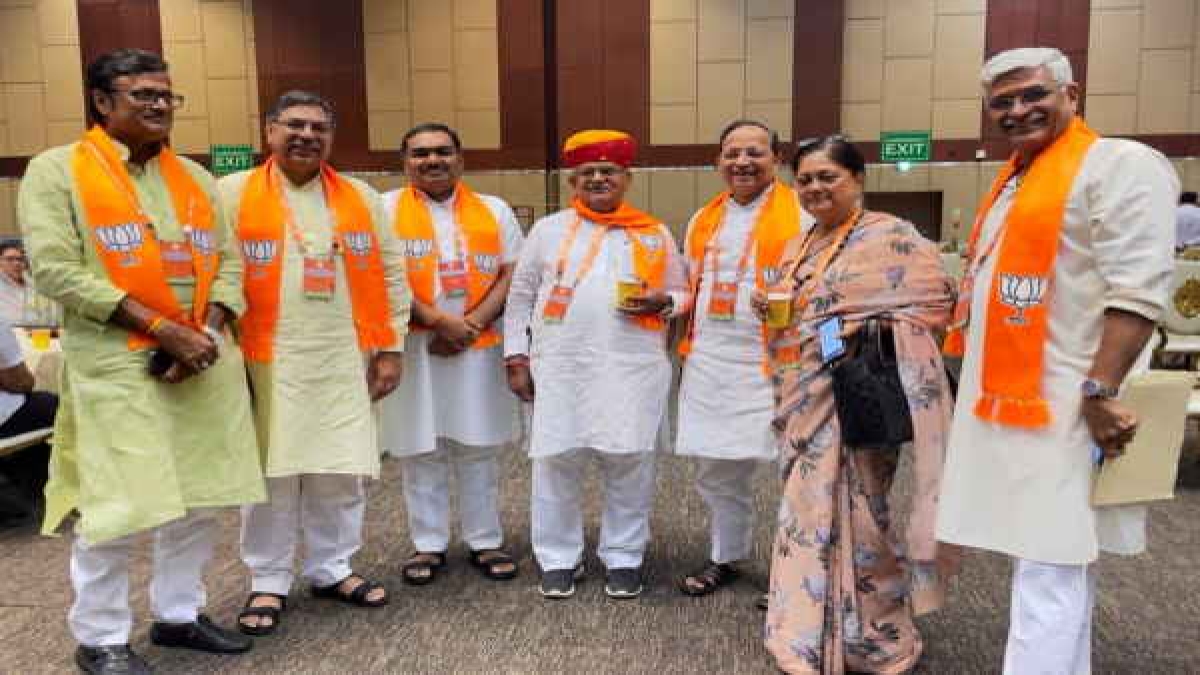भाजपा में सीएम फेस को लेकर है गुटबाजी