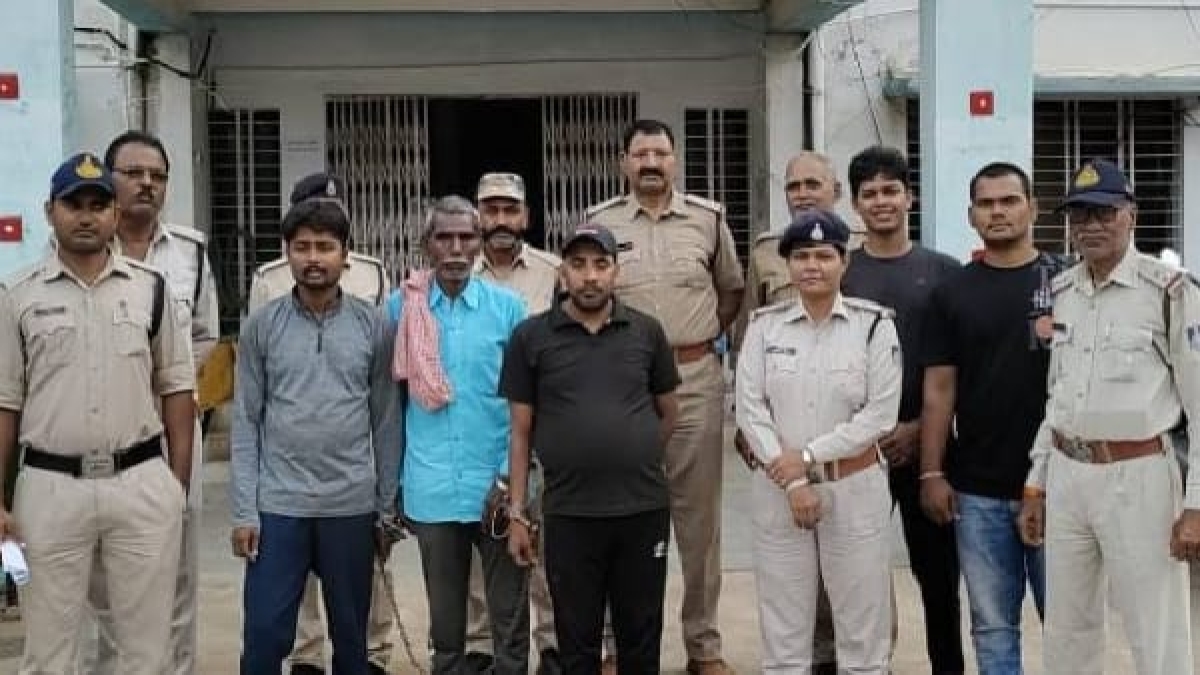 Rewa दुर्गा पंडाल में युवक की हत्या Rewa दुर्गा पंडाल में युवक की हत्या