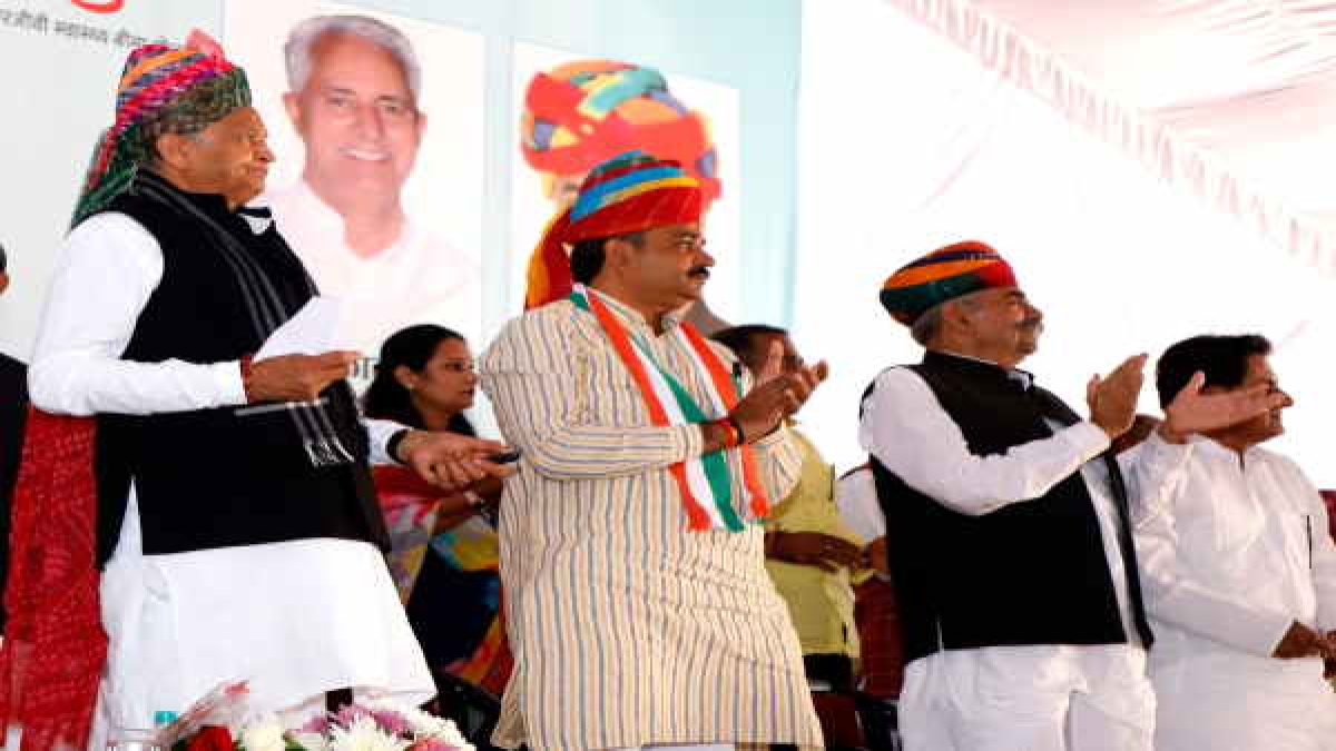 अस्थिरता फैलाने वाले नेताओं को हाईकमान ने दी हिदायत