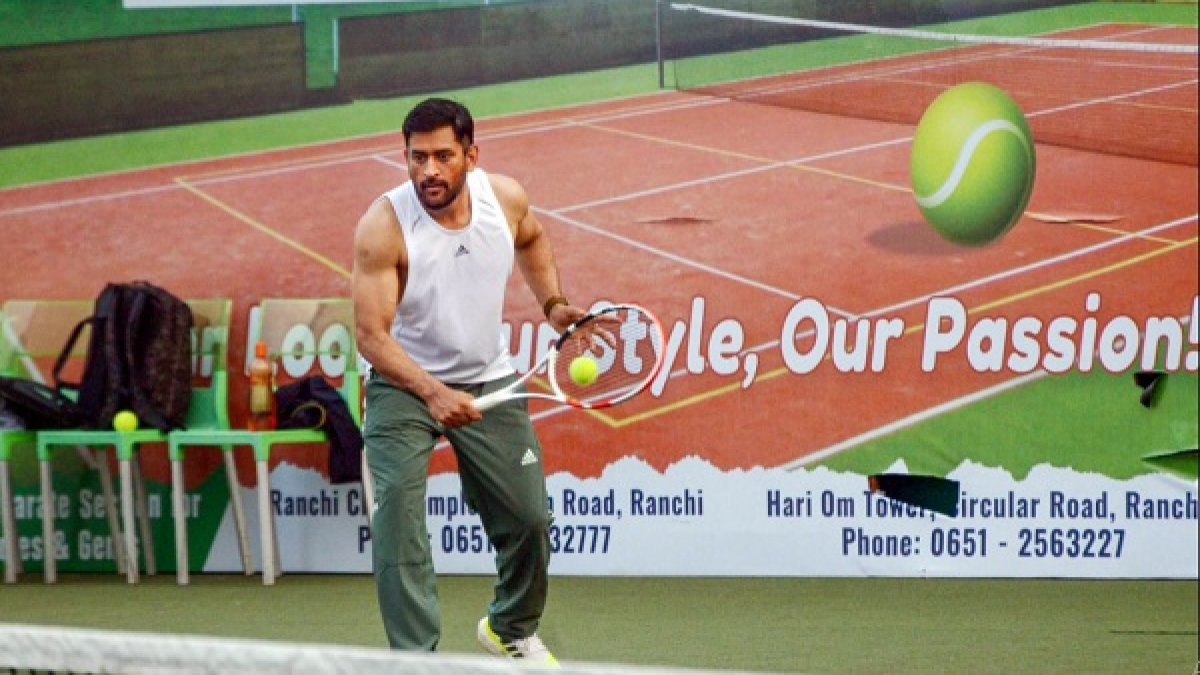 MS Dhoni MS Dhoni