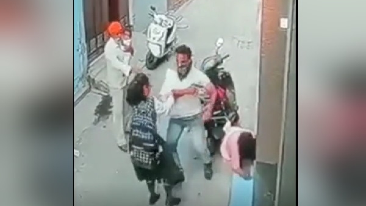 तरनतारन में गन पॉइंट पर महिला से लूट