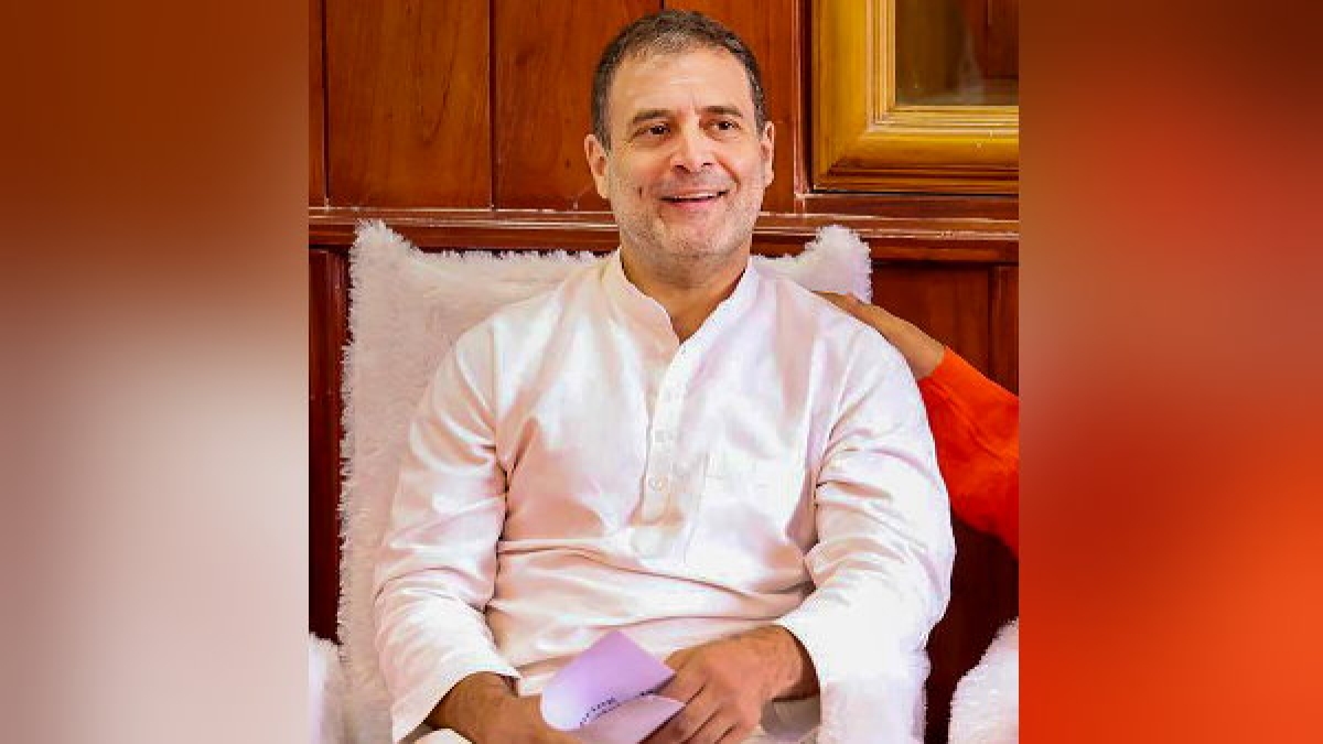 'राहुल के पास इतनी बुद्धि नहीं कि वो सावरकर को समझ सकें'