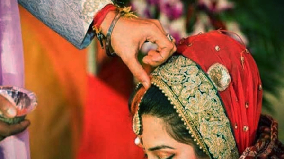 शादी के बाद भी लड़की को अनुकंपा नियुक्ति देने की तैयारी शादी के बाद भी लड़की को अनुकंपा नियुक्ति देने की तैयारी