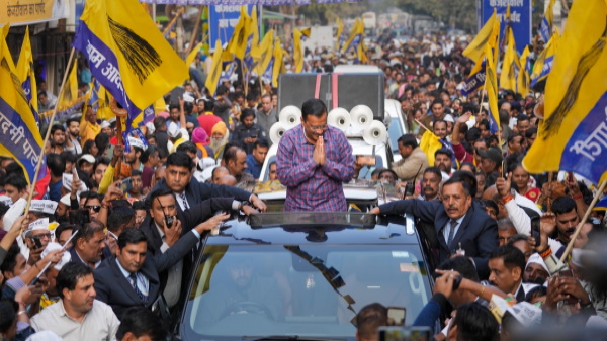 Delhi MCD elections Arvind Kejriwal held a roadshow in North Delhis Malkaganj Delhi MCD elections Arvind Kejriwal held a roadshow in North Delhis Malkaganj