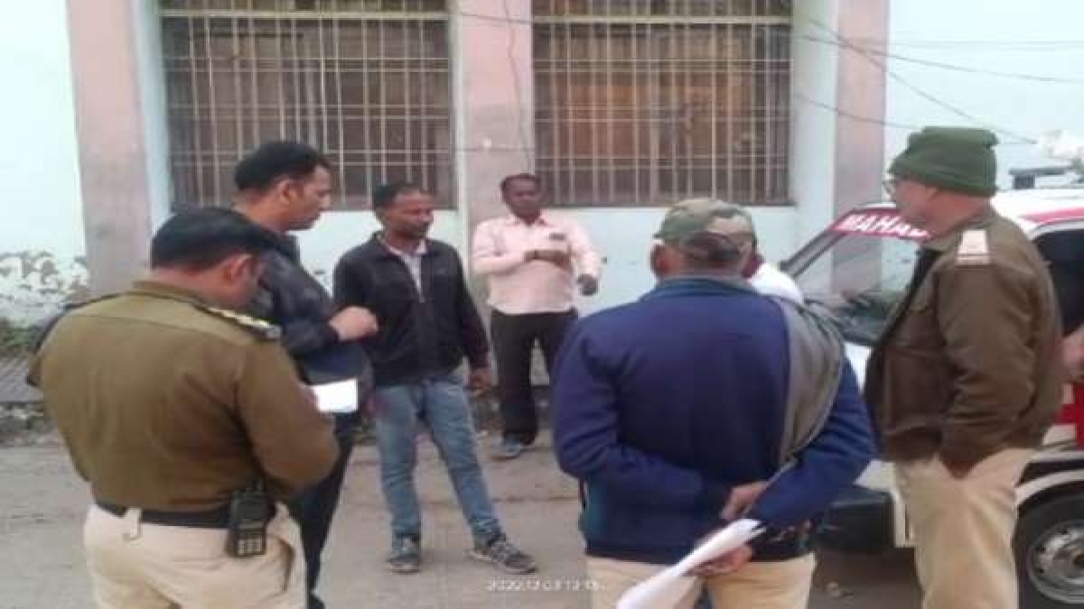वाहन चालक की मौत, ASI की हालत गम्भीर