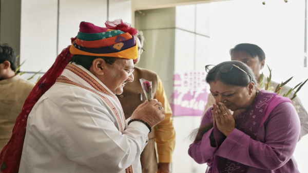 वसुंधरा राजे ने साधा गहलोत पर निशाना