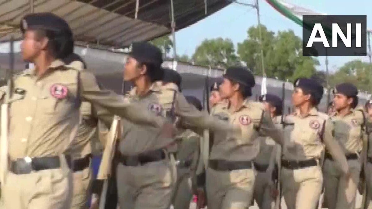 Transgender Police in Republic Day Parade Transgender Police in Republic Day Parade