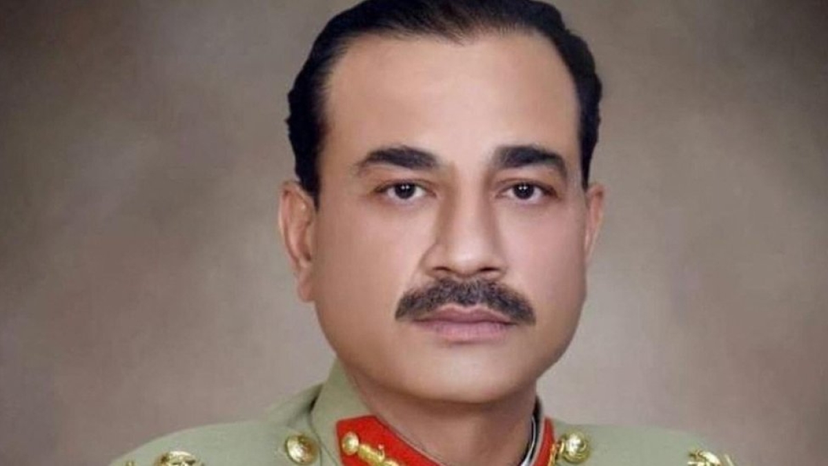 आर्मी चीफ़ आर्मी चीफ़