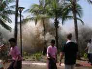 इंडोनेशिया: सुनामी में मरने वालों की संख्या 400 के पार