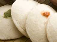 ओणम में खा रहा था इडली, चली गई जान