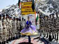 कंपा देने वाली सर्दी के बीच कत्थक नृत्य कर इस बेटी ने बनाया विश्व रिकार्ड