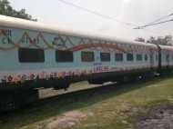 काशी पहुंचा विश्व का पहला चलता-फिरता अस्पताल, मुफ्त में होगा इलाज