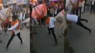 बारात में अजीबोगरीब डांस कर रहा था शख्स, घोड़े ने मारी ऐसी लात कि औंधे मुंह गिरा, देखें Video