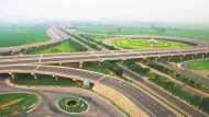 Best Expressways in India: भारत के 5 सबसे बढ़िया एक्सप्रेसवे जो आपकी रोड ट्रिप को बना देंगे एकदम स्मूथ