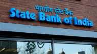Fact Check: 'डियर SBI यूजर आपका अकाउंट अस्थायी रूप से लॉक...', जानें क्या है इस वायरल मैसेज के दावे का सच