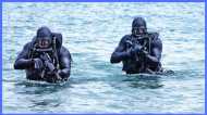 सोमालिया के पास समंदर में लापता हुए 2 अमेरिकी नेवी सील कमांडो,  सर्च ऑपरेशन जारी