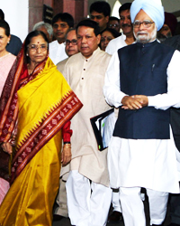 Pratibha Patil and Manmohan Singh