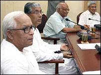 परमाणु करार समझौते का वामदल विरोध कर रहे हैं परमाणु करार समझौते का वामदल विरोध कर रहे हैं