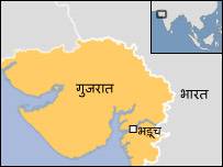 अहमदाबाद में जुलाई में ही कई बम हमले हुए थे और फिर सूरत में कई बम मिले थे अहमदाबाद में जुलाई में ही कई बम हमले हुए थे और फिर सूरत में कई बम मिले थे
