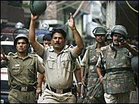 जामिया नगर मुठभेड़ के बाद कुछ छात्रों को गिरफ़्तार किया गया था जामिया नगर मुठभेड़ के बाद कुछ छात्रों को गिरफ़्तार किया गया था