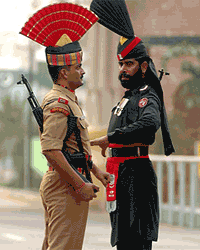 Indo-Pak Border (Symbolic perpose) Indo-Pak Border (Symbolic perpose)