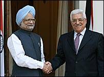 महमूद अब्बास ने इसके पहले मई, 2005 में भारत का दौरा किया था महमूद अब्बास ने इसके पहले मई, 2005 में भारत का दौरा किया था