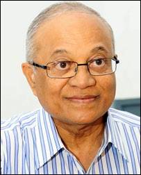 मामून अब्दुल गयूम जनमत संग्रह करवाकर 1978 से ही मालदीव पर शासन करते रहे हैं मामून अब्दुल गयूम जनमत संग्रह करवाकर 1978 से ही मालदीव पर शासन करते रहे हैं