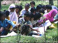 स्कूलों पर केंद्रित था बीबीसी का ये विशेष कार्यक्रम स्कूलों पर केंद्रित था बीबीसी का ये विशेष कार्यक्रम