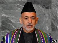 करज़ई का कहना है कि वो बातचीत के लिए कोई शर्त स्वीकार नहीं करेंगे करज़ई का कहना है कि वो बातचीत के लिए कोई शर्त स्वीकार नहीं करेंगे