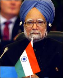 मनमोहन सिंह ने प्रवासी भारतीयों के बारे में भी जानकारी ली मनमोहन सिंह ने प्रवासी भारतीयों के बारे में भी जानकारी ली