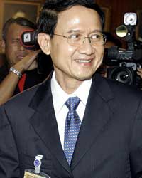 somchai wongsawat somchai wongsawat