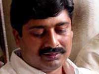 Raja Bhaiya escapes accident Raja Bhaiya escapes accident