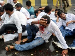 Lathicharge Lathicharge