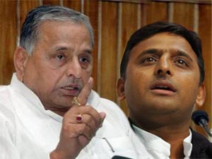 Mulayam unhappy with Akhilesh's performance Mulayam unhappy with Akhilesh's performance