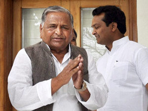 Make money but don't hurt party image: Mulayam Make money but don't hurt party image: Mulayam