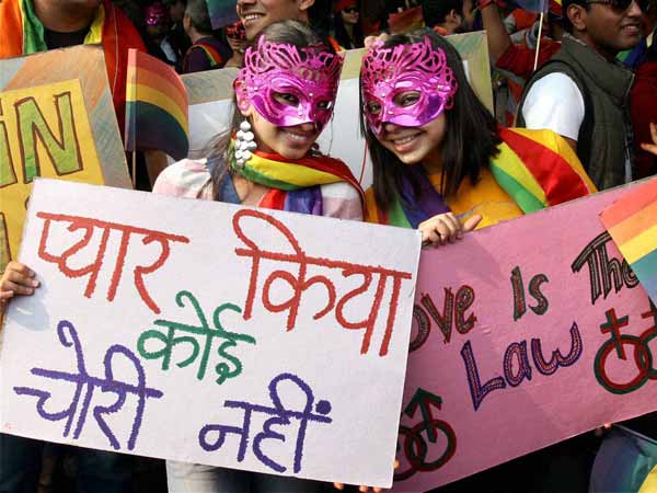 प्यार करना गलत नहीं है