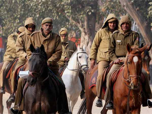 सख्त कानून चाहिये