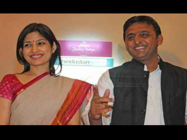 मुख्यमंत्री के साथ सांसद डिंपल