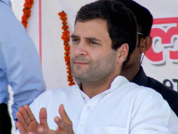 कहीं और से आया भोजन तो होगा विरोध