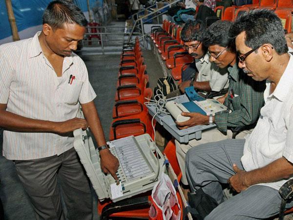 बहुत ही जटिल है चुनावी प्रक्रिया