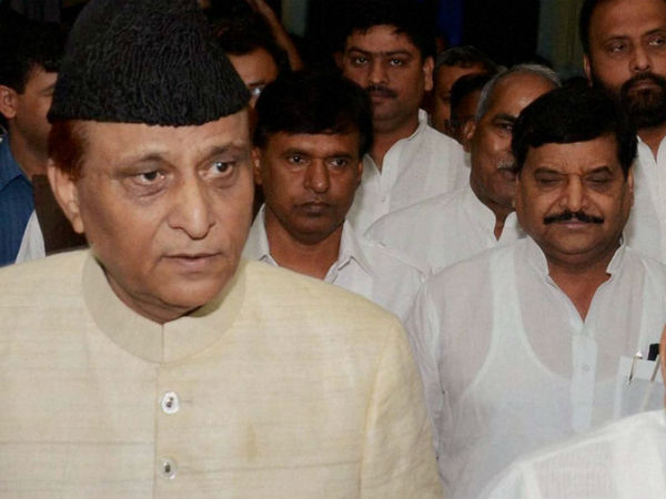 मेनका गांधी और आजम खान पर भी प्रचार के लिए प्रतिबंध