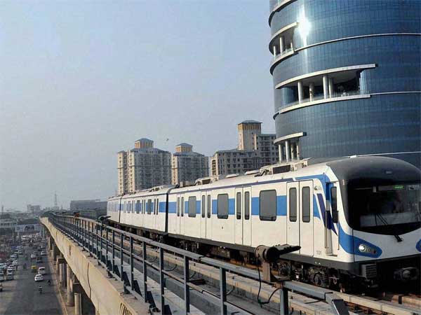मेट्रो में सफर के वक्त आंकाड़ा 22 प्रतिशत तक पहुंच जाता है