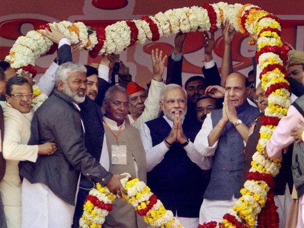 नरेंद्र मोदी, राजनाथ सिंह और कल्‍याण सिंह 