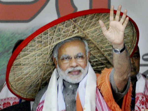 असम में नरेंद्र मोदी 