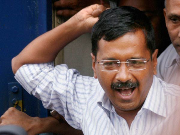 अभी तक खाली नहीं किया आवास
