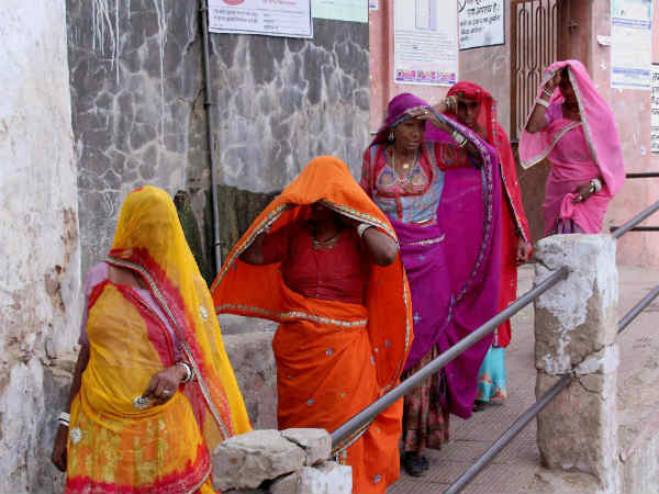 निम्न स्तर की नौकरी