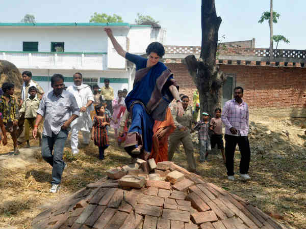 अमेठी में प्रियंका गांधी