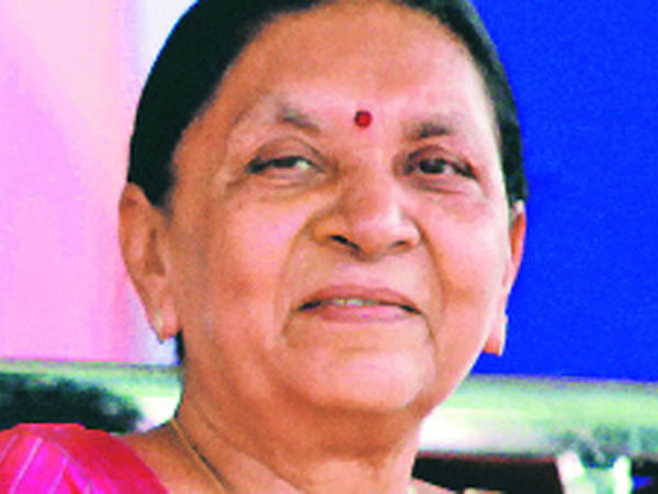 विधवाओं को बताई शिक्षा की ताकत
