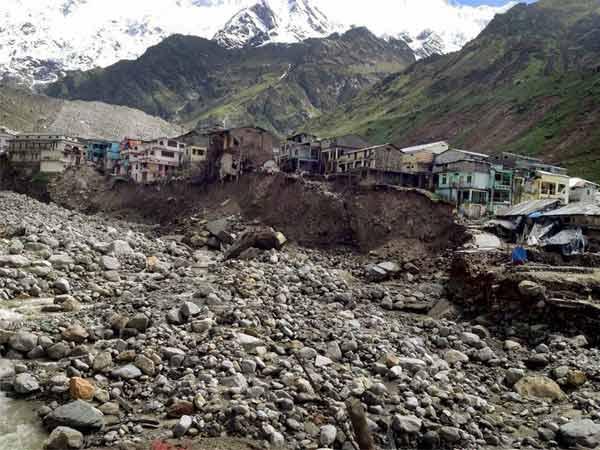 बाढ़ के बाद केदार घाटी की तस्वीर
