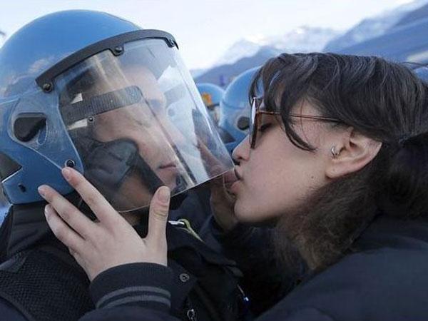 kiss-day-love kiss-day-love